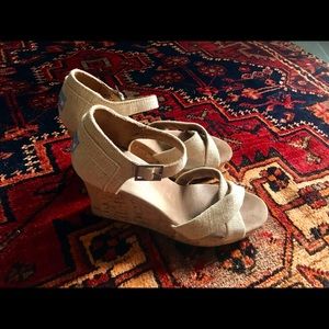 Toms Natural Wedges